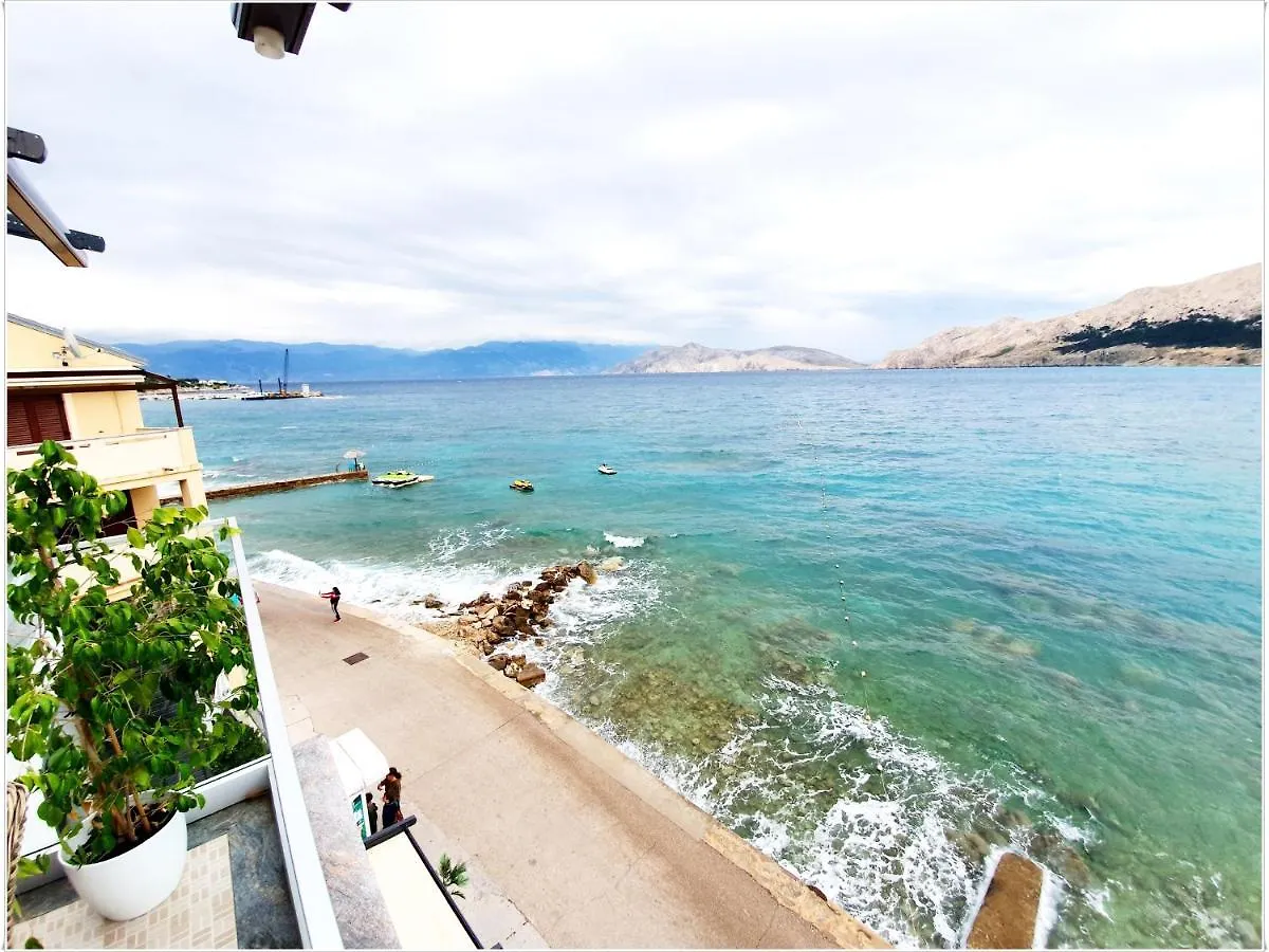Apartments Palada 1 Baška