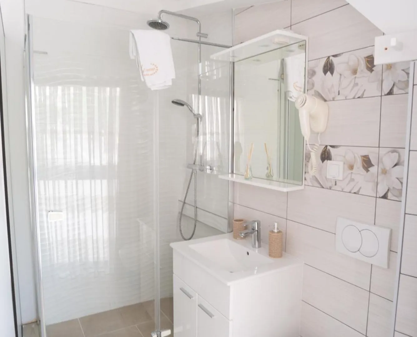 Apartments Palada 1 Baska  Croatia